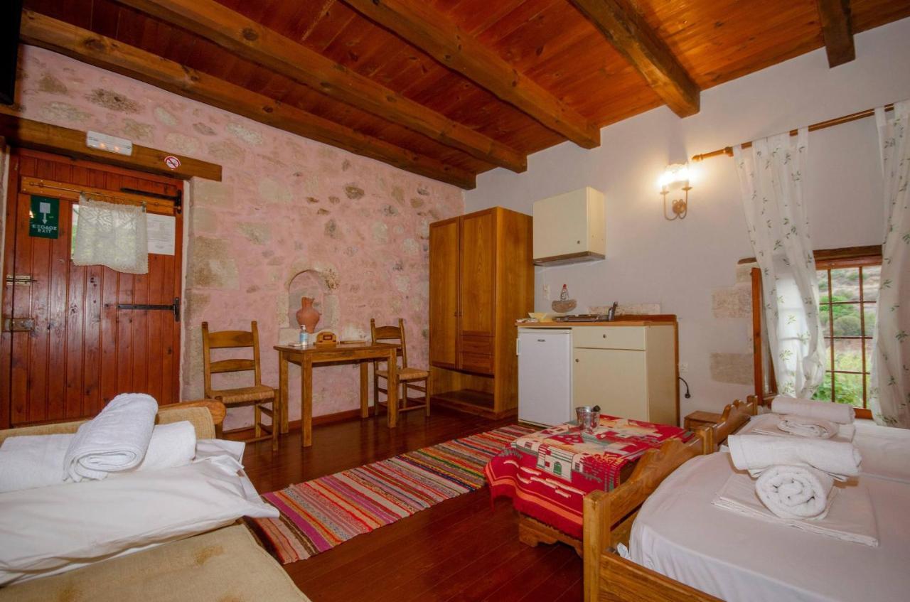 Stamatogiannis Traditional Apartments Kalivianí Kültér fotó